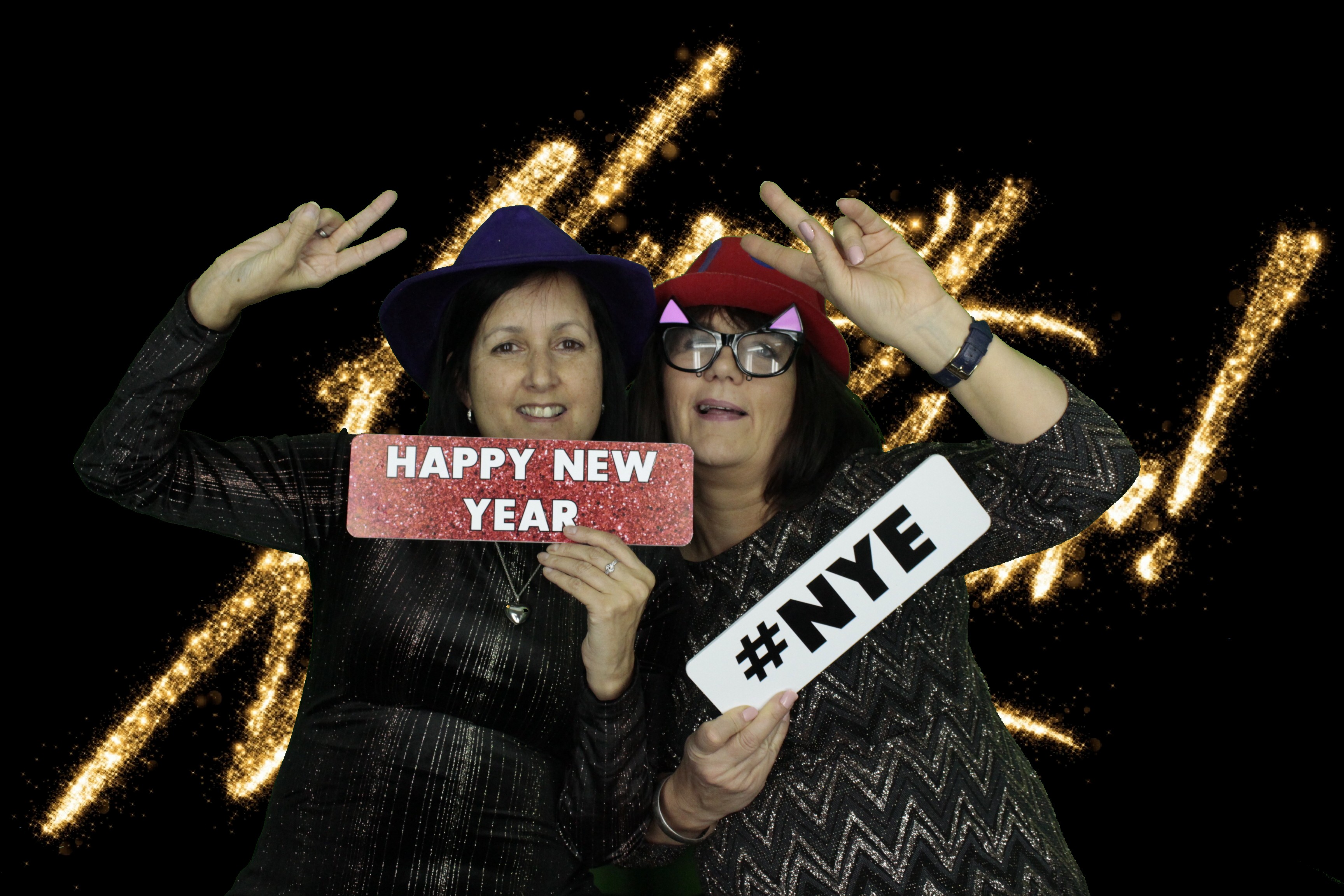 New Years Eve Party Silvermere | View more photos from the event at gallery.myphotoboothexperience.co.uk/u/MyPhotoBoothExperienceLtd/New-Years-Eve-Party-Silvermere